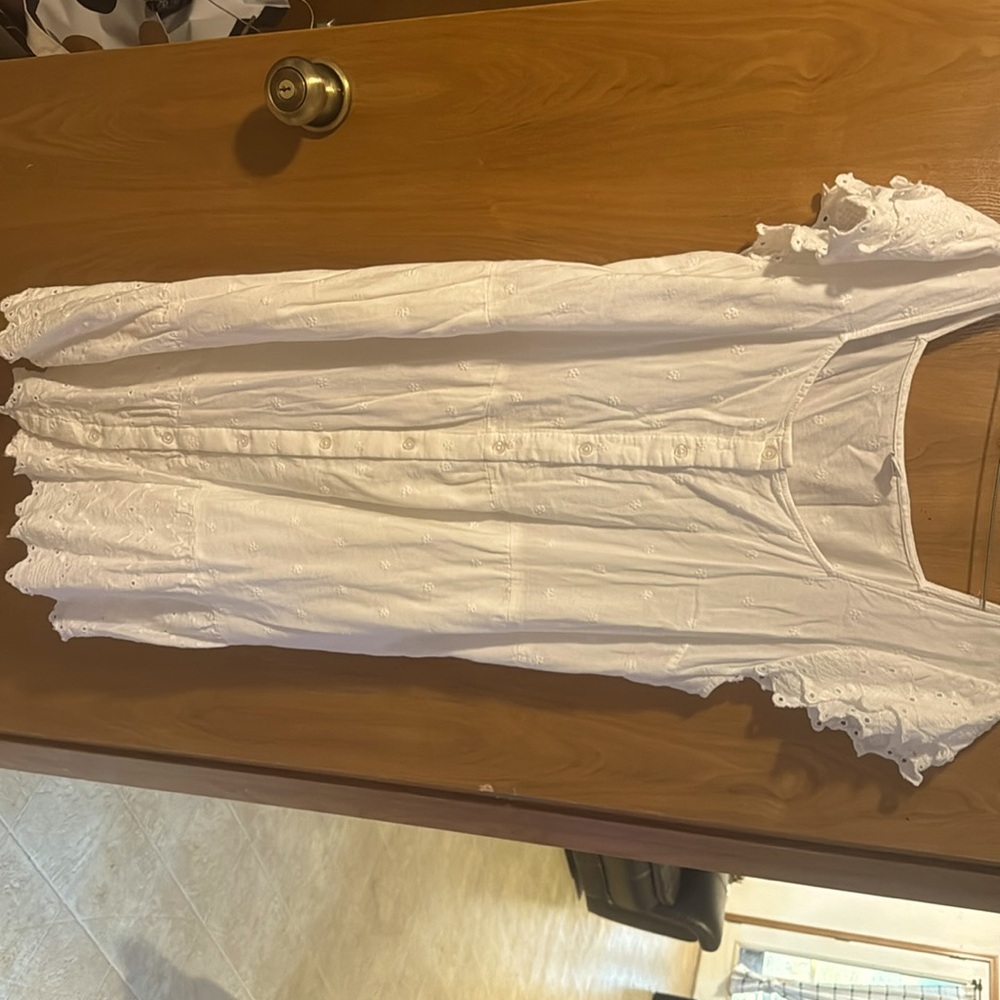 Old Navy White Dress size xl